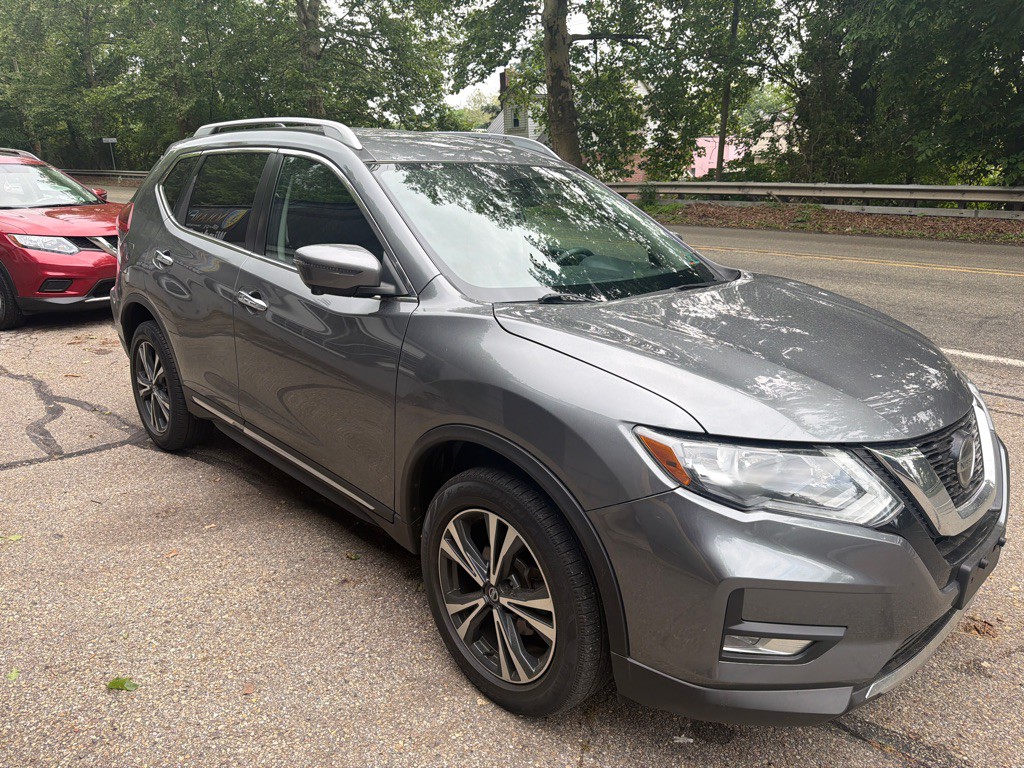 2018 Nissan Rogue Image 4