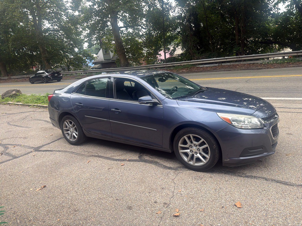 2014 Chevrolet Malibu Image 3