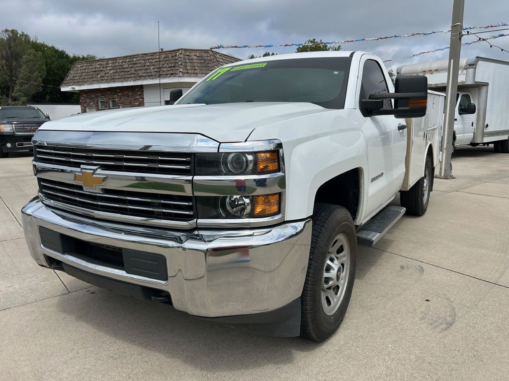 2017 Chevrolet Silverado 1500 Image 4