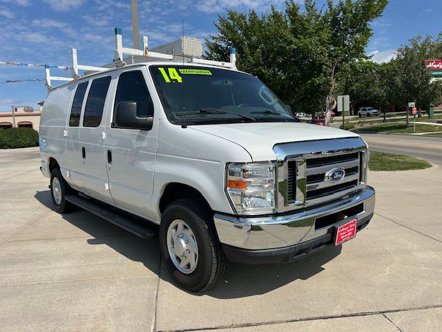 2014 Ford Econoline Image 2