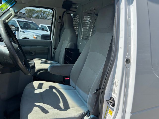 2014 Ford Econoline Image 15
