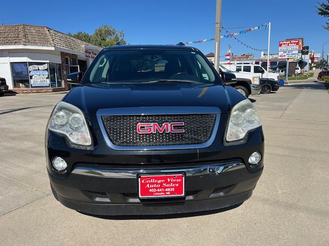 2011 GMC Acadia Image 3
