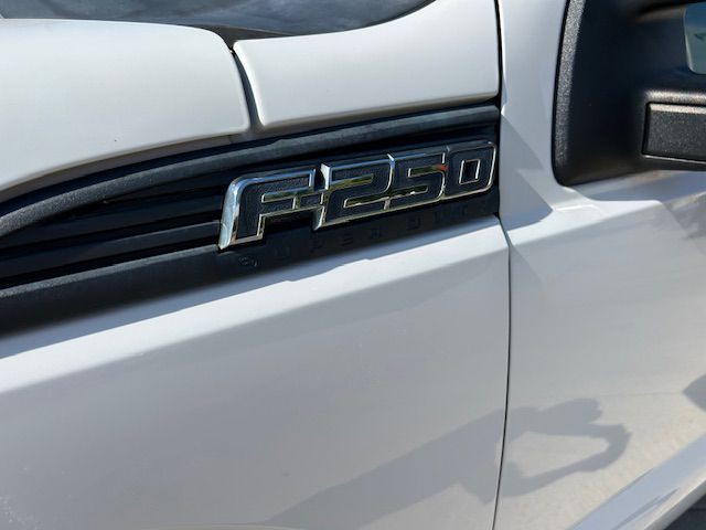 2015 Ford F-250 Image 21