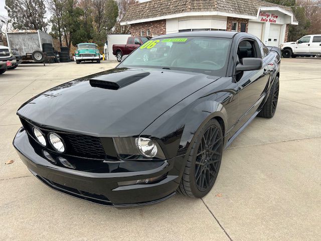 2006 Ford Mustang Image 4