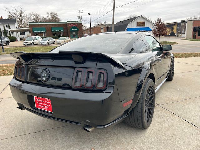 2006 Ford Mustang Image 8