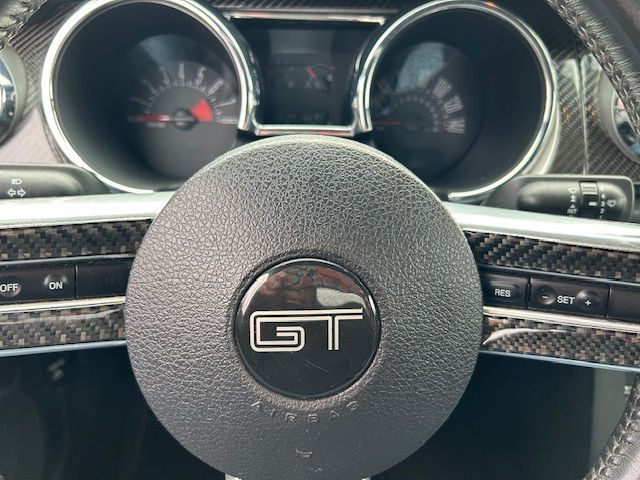 2006 Ford Mustang Image 13