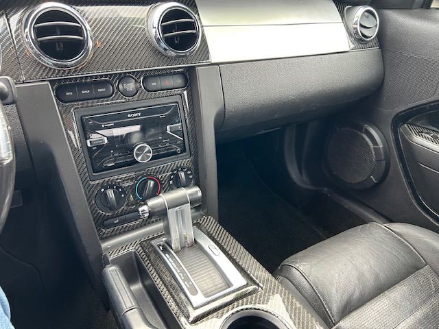 2006 Ford Mustang Image 14