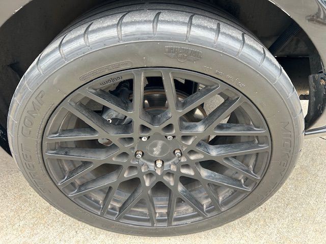 2006 Ford Mustang Image 17