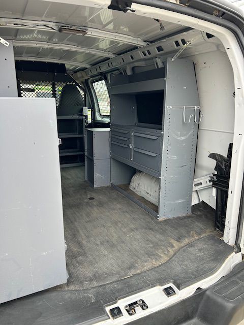 2012 Chevrolet Express Image 12