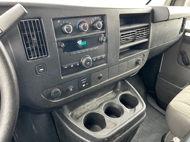 2012 Chevrolet Express Image 18