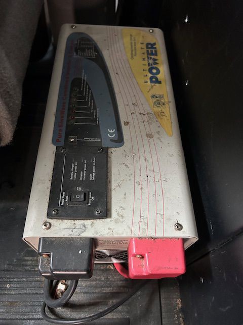 2012 Chevrolet Express Image 21