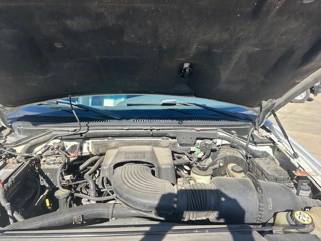 2002 Ford F-150 Image 9