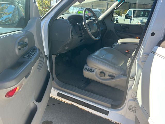 2002 Ford F-150 Image 12