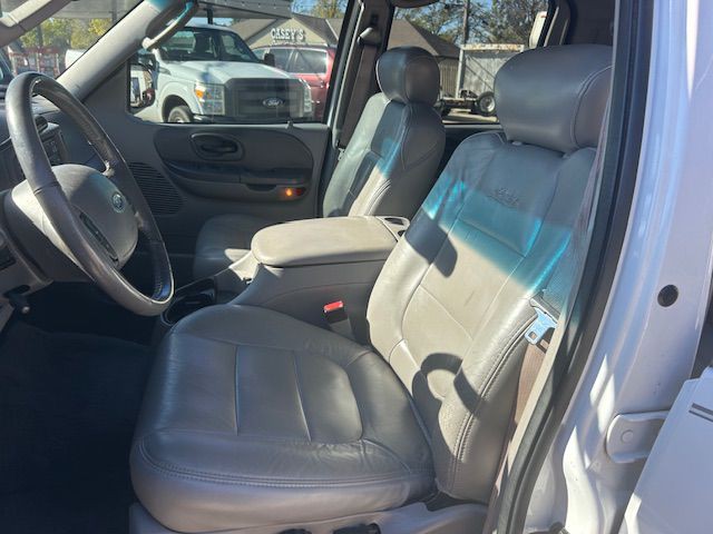 2002 Ford F-150 Image 13