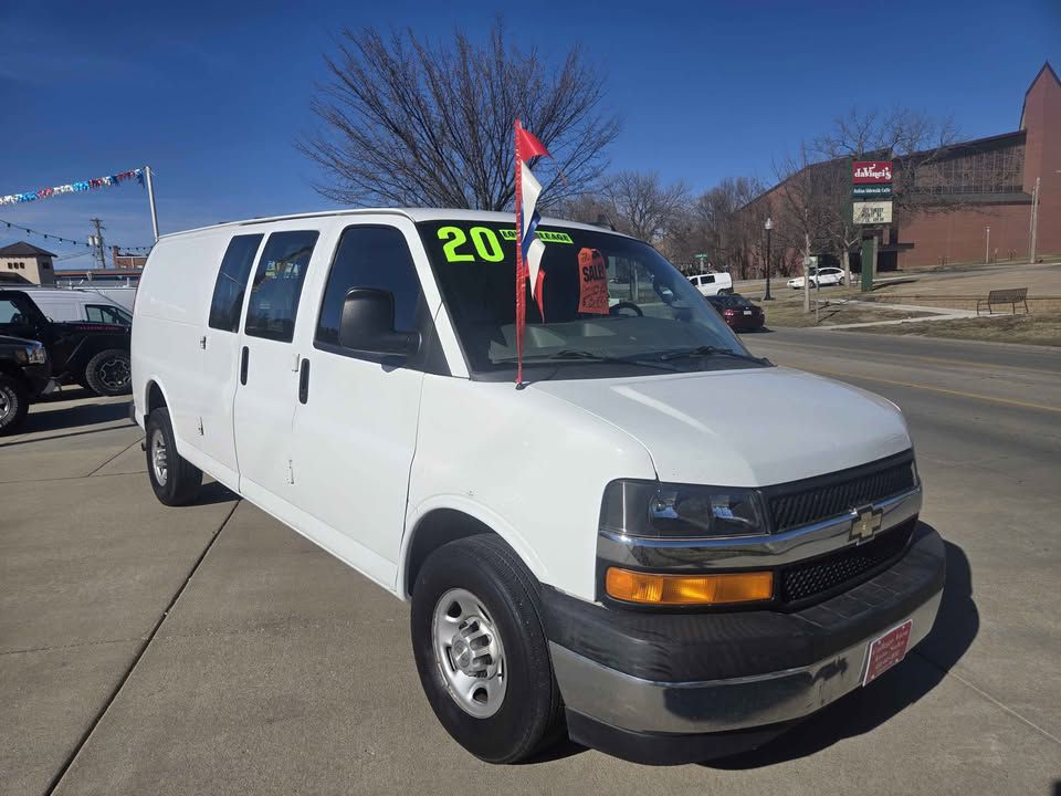 2020 Chevrolet Express Image 2