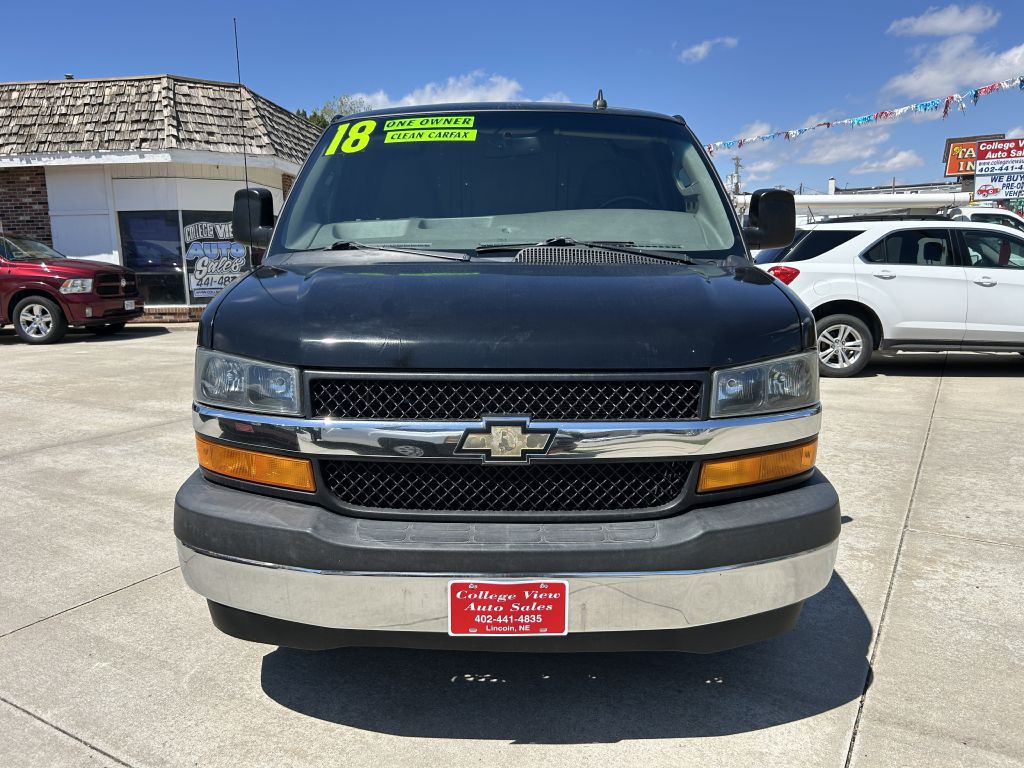 2018 Chevrolet Express Image 3
