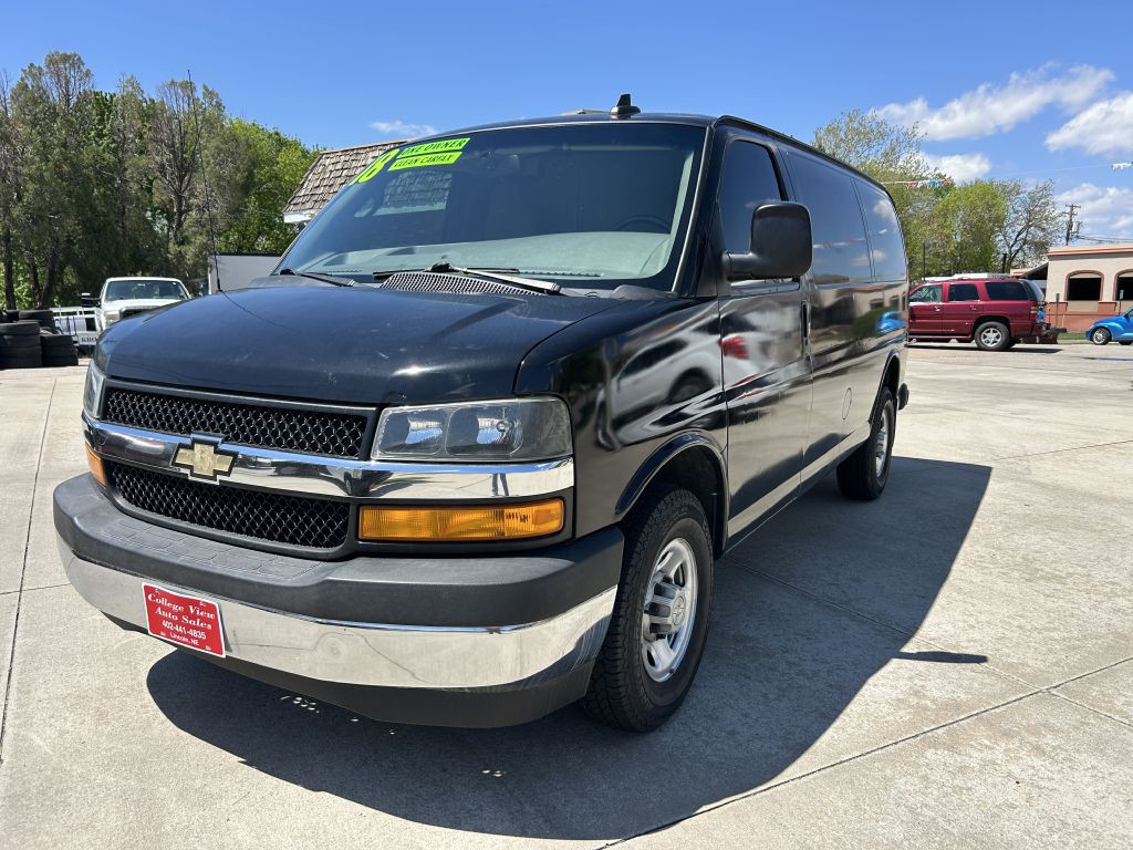 2018 Chevrolet Express Image 4