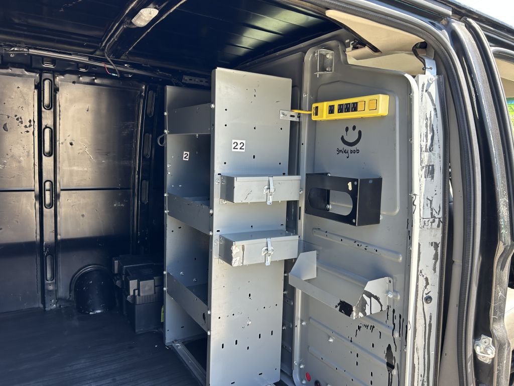2018 Chevrolet Express Image 10