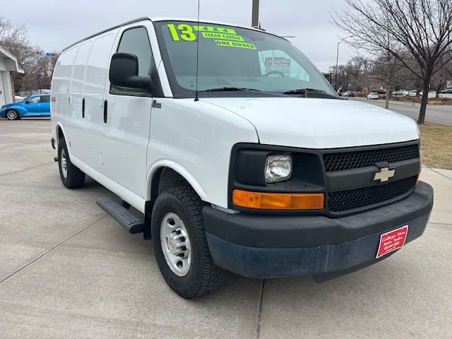 2013 Chevrolet Express Image 2