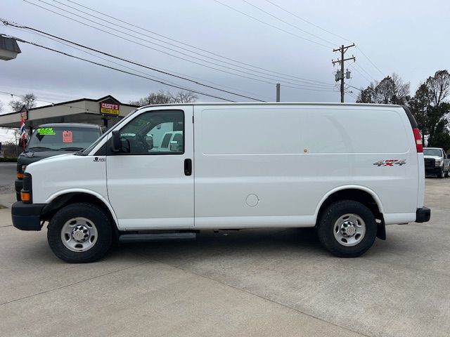 2013 Chevrolet Express Image 5