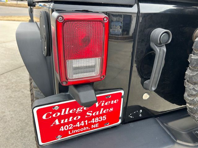 2015 Jeep Wrangler Unlimited Image 24