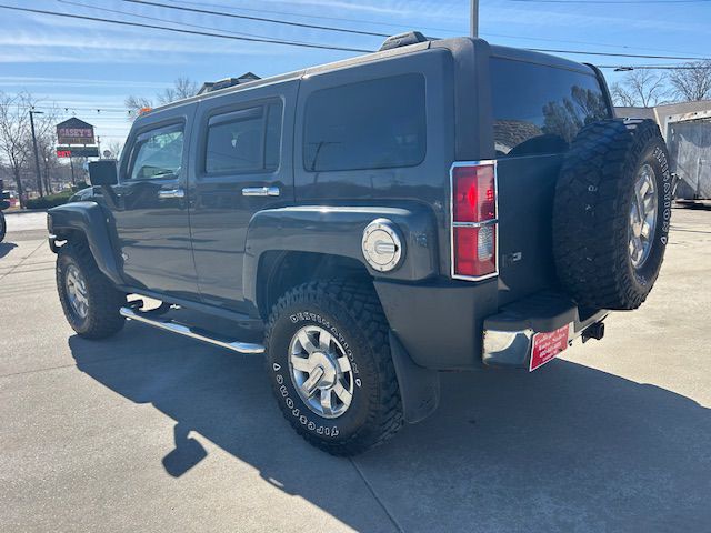 2008 HUMMER H3 Image 5