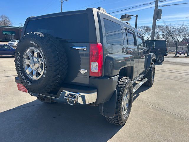 2008 HUMMER H3 Image 7