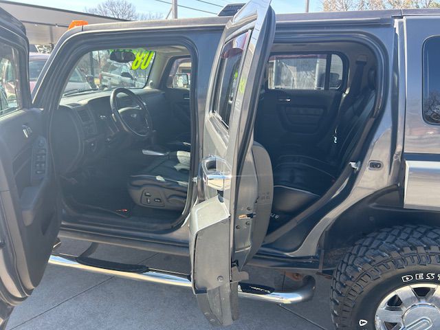 2008 HUMMER H3 Image 10