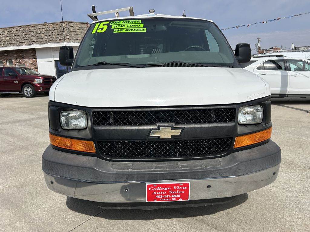 2015 Chevrolet Express Image 3