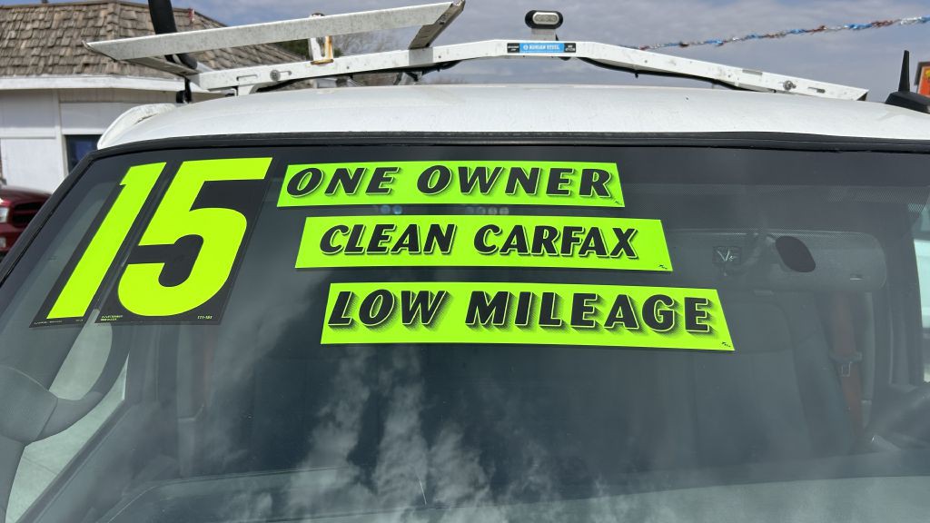 2015 Chevrolet Express Image 24