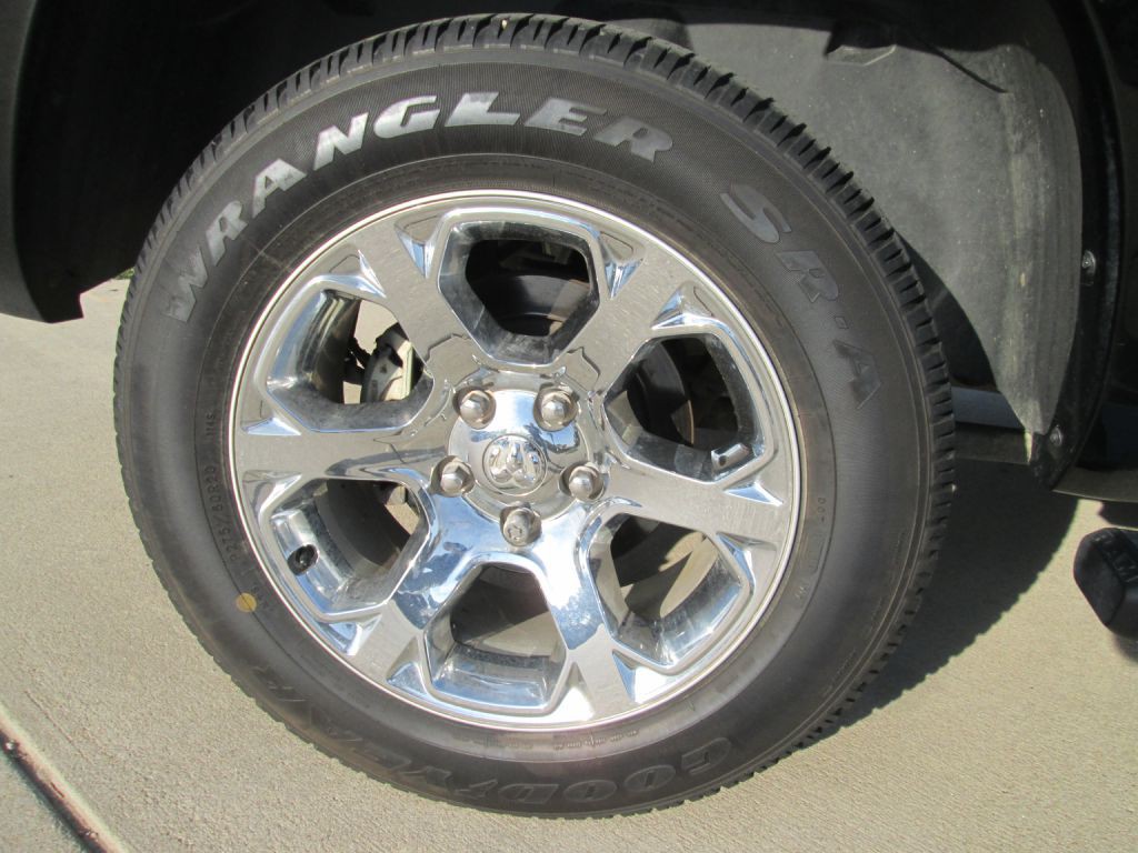 2014 RAM 1500 Image 11