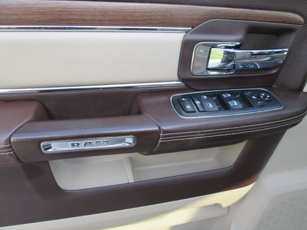 2014 RAM 1500 Image 15