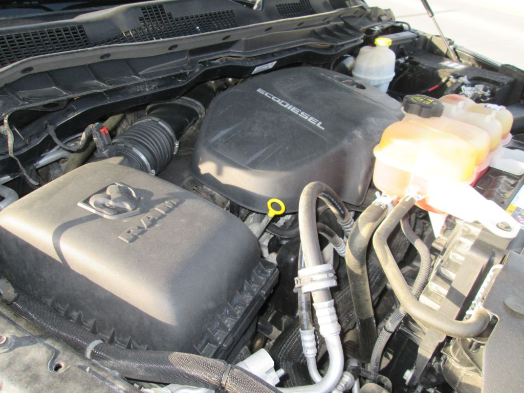 2014 RAM 1500 Image 25