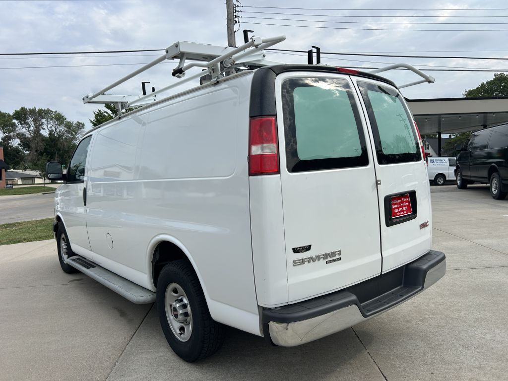 2016 GMC Savana Image 5