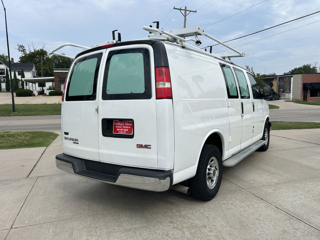 2016 GMC Savana Image 7