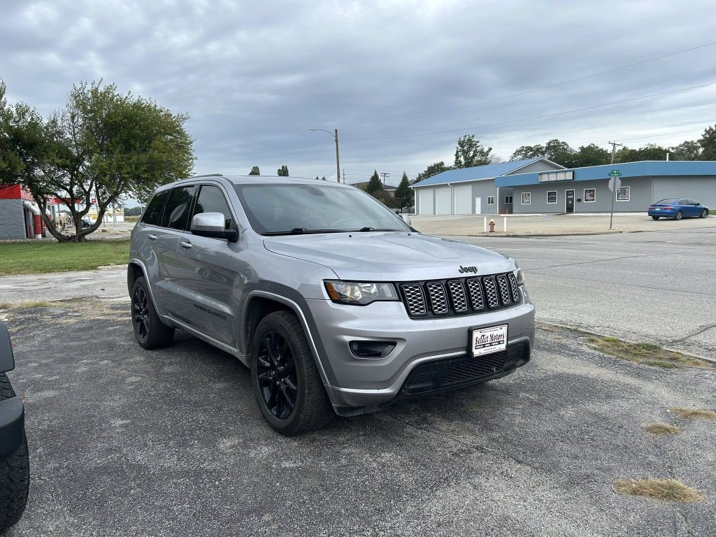 2020 Jeep Grand Cherokee Image 1