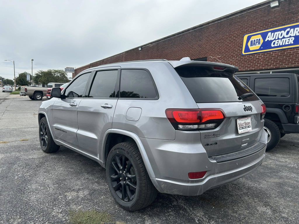 2020 Jeep Grand Cherokee Image 5