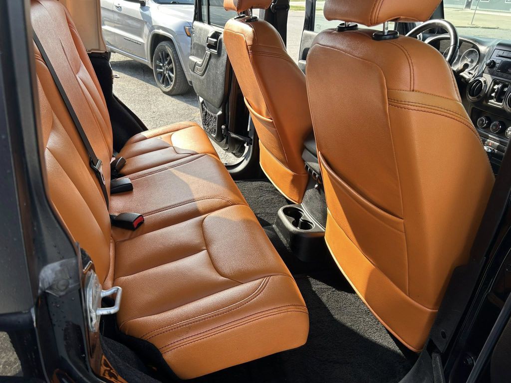 2014 Jeep Wrangler Unlimited Image 8