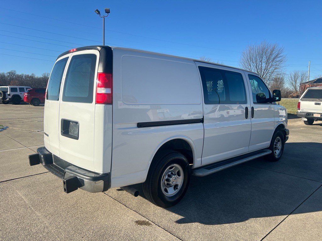2021 Chevrolet Express Image 6