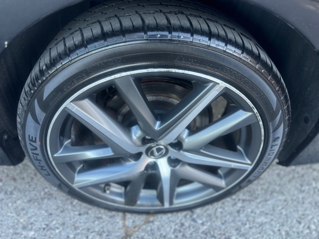 2018 Lexus GS 350 Image 32