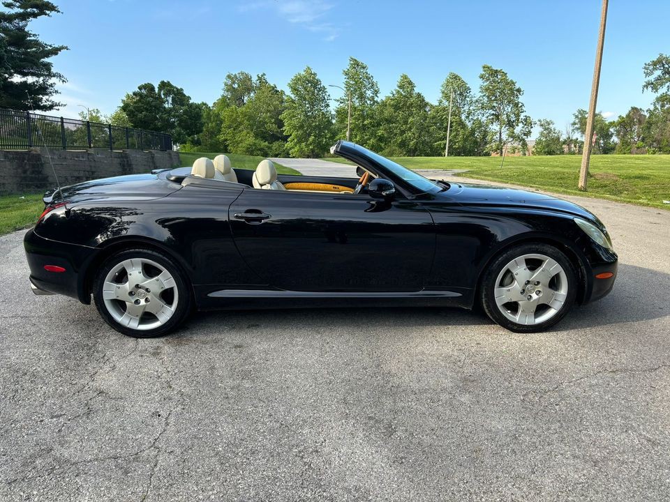 2004 Lexus SC Image 19