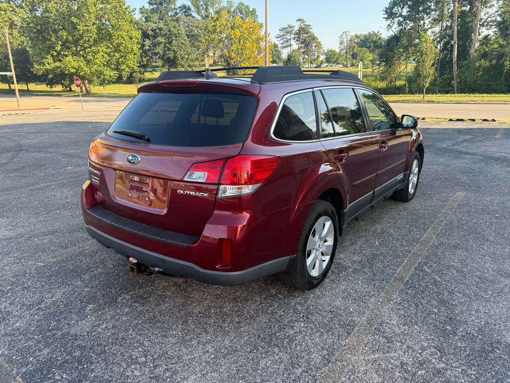 2012 Subaru Outback Image 7