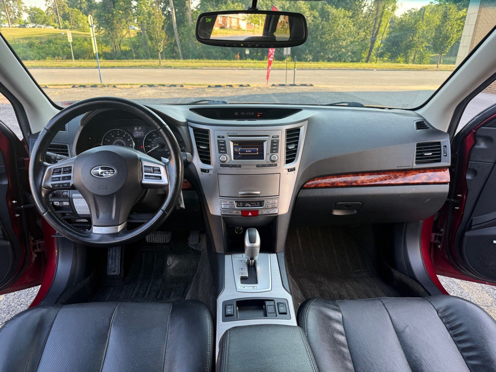 2012 Subaru Outback Image 20
