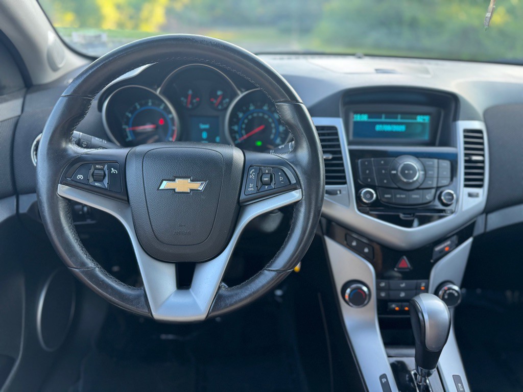 2011 Chevrolet Cruze Image 18