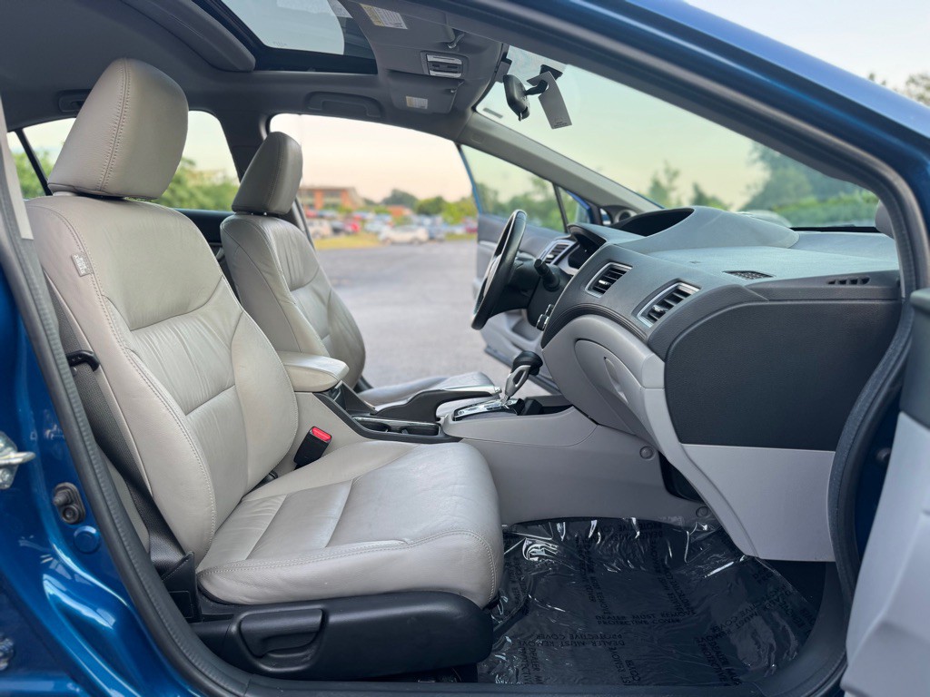 2015 Honda Civic Image 14