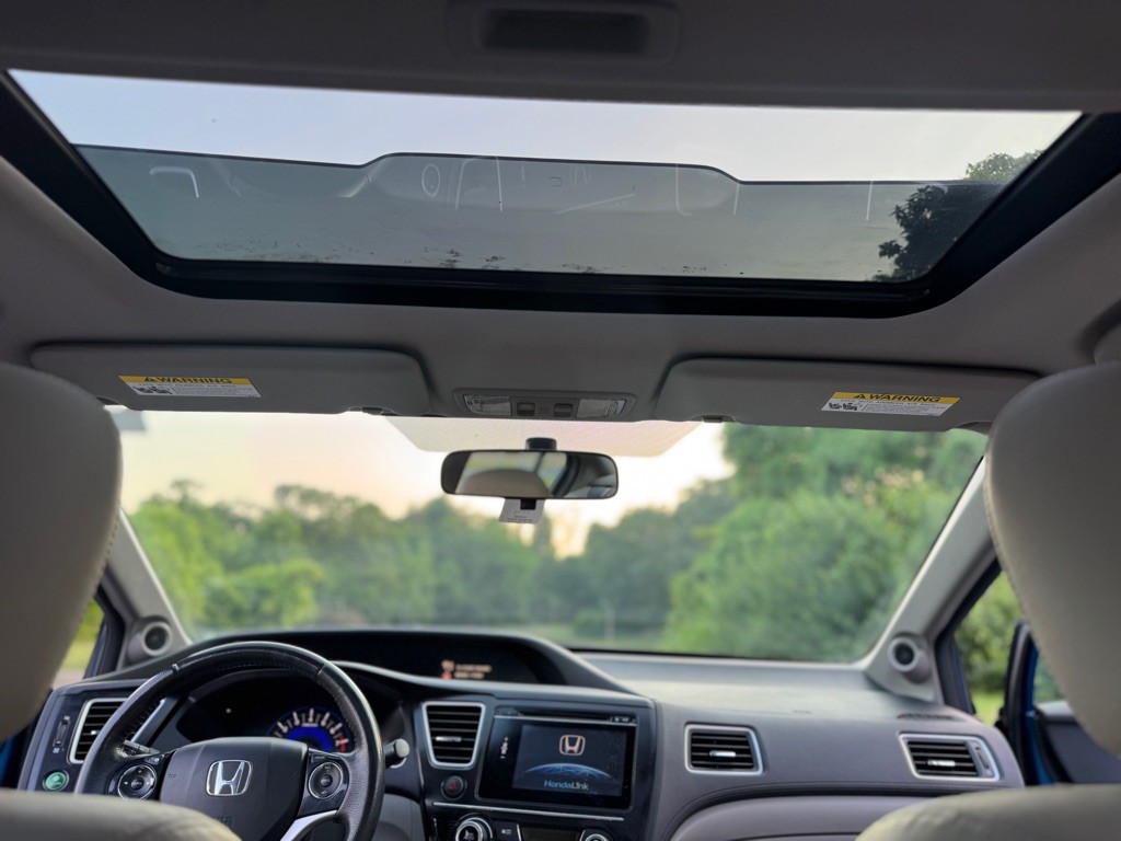 2015 Honda Civic Image 23