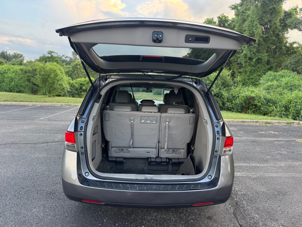 2016 Honda Odyssey Image 11