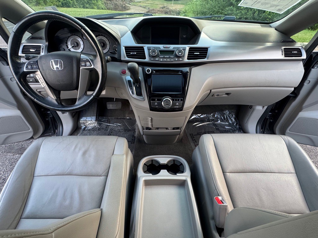 2016 Honda Odyssey Image 13