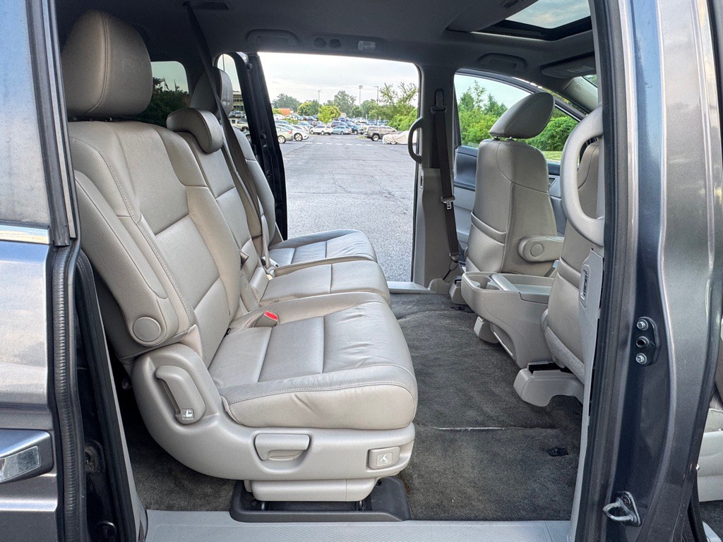 2016 Honda Odyssey Image 24