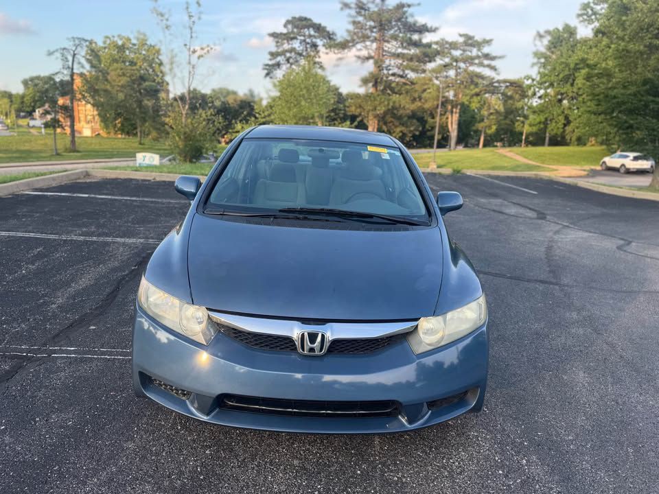 2010 Honda Civic Image 2